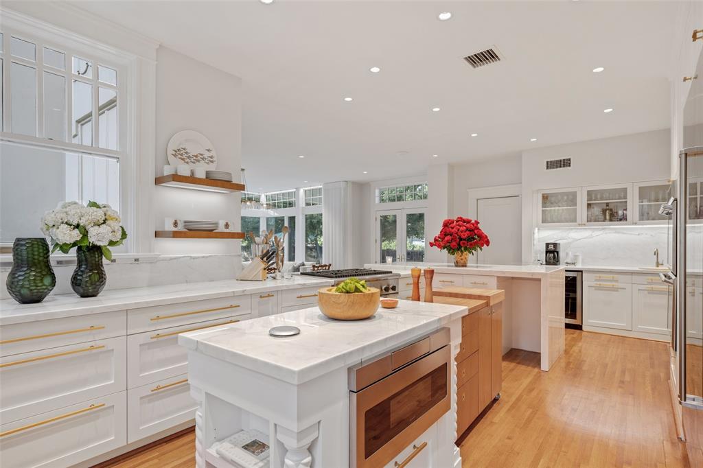 Munger Place - Residential