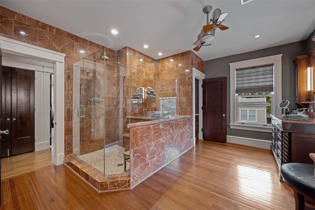 Munger Place - Residential