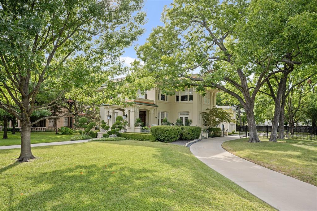 Munger Place - Residential