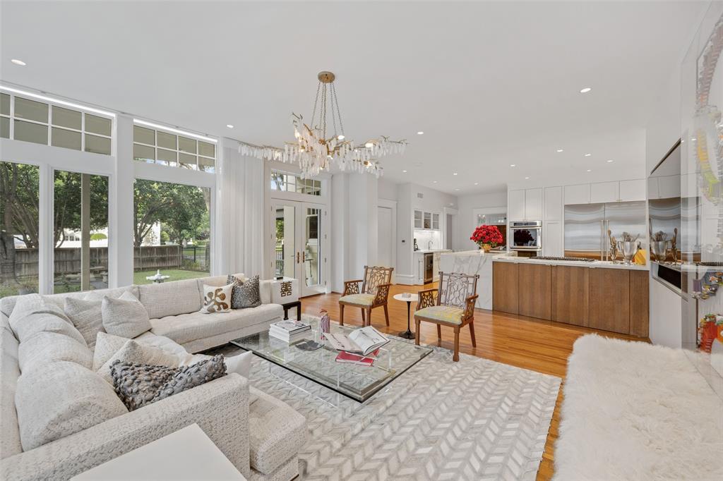 Munger Place - Residential