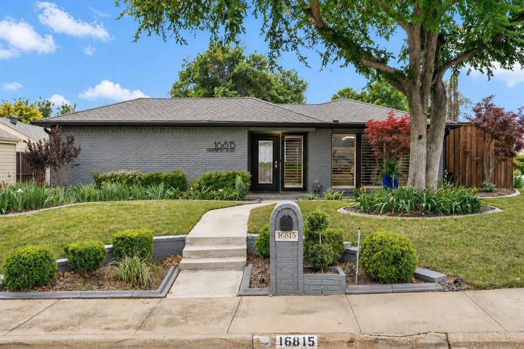 Photo of 16815 Davenport Road, Dallas, TX 75248 (MLS # 21248949)