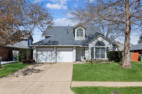 705 Timbercreek Drive Hurst TX 76053