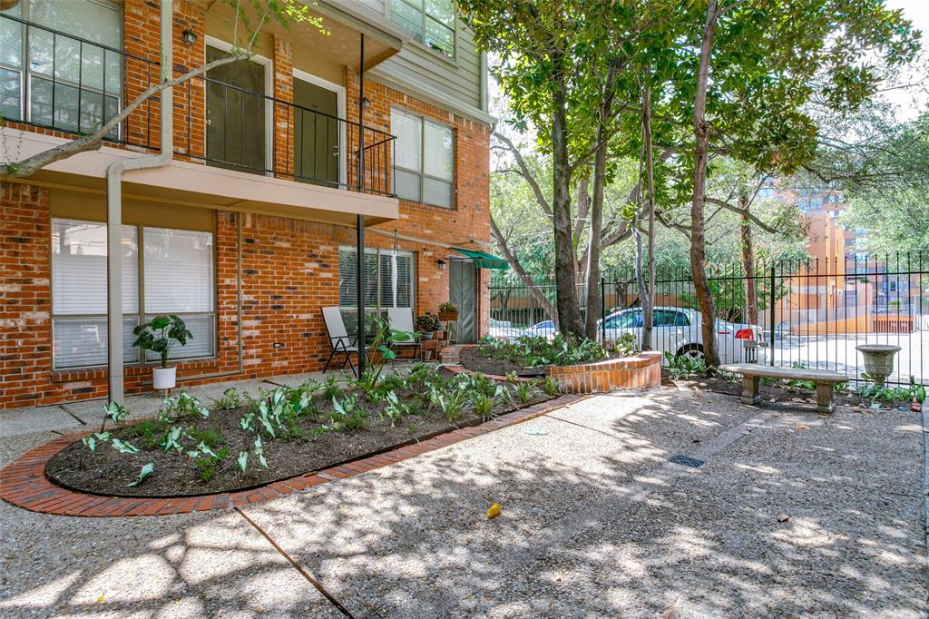 4525 Gilbert - Residential Lease