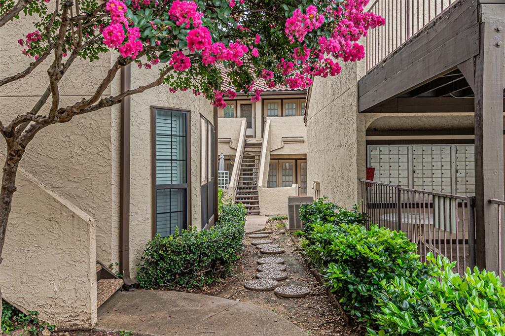 5590 Spring Valley Road C205