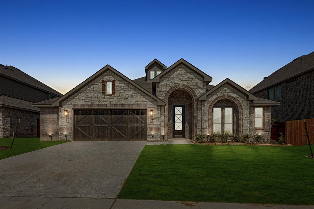 489 Red Maple Road