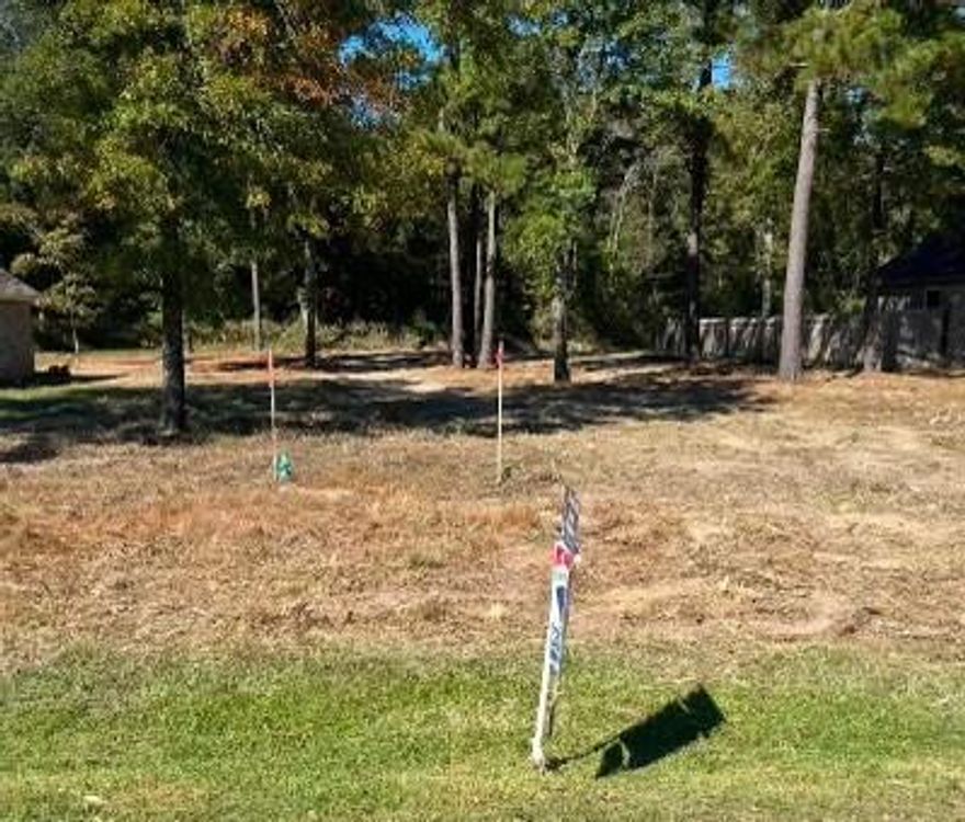 The perfect lot for your next dream home! Located near I20 for easy travel. Come and envision the possibilities today!


**Motivated sellers**