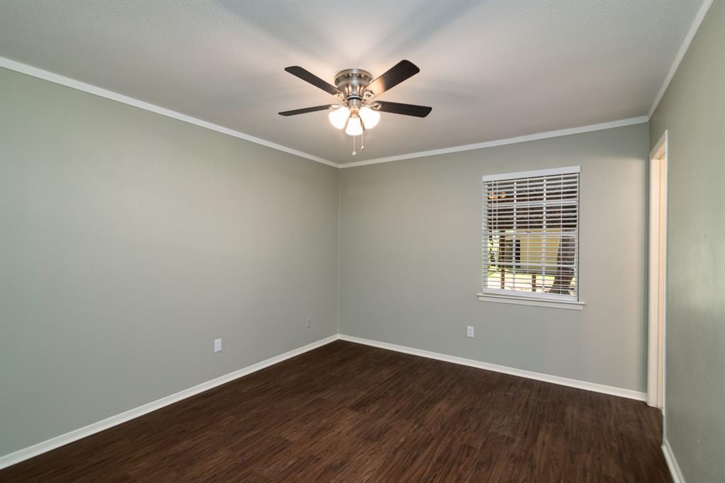 Sharpston Heights 02 - Residential Lease