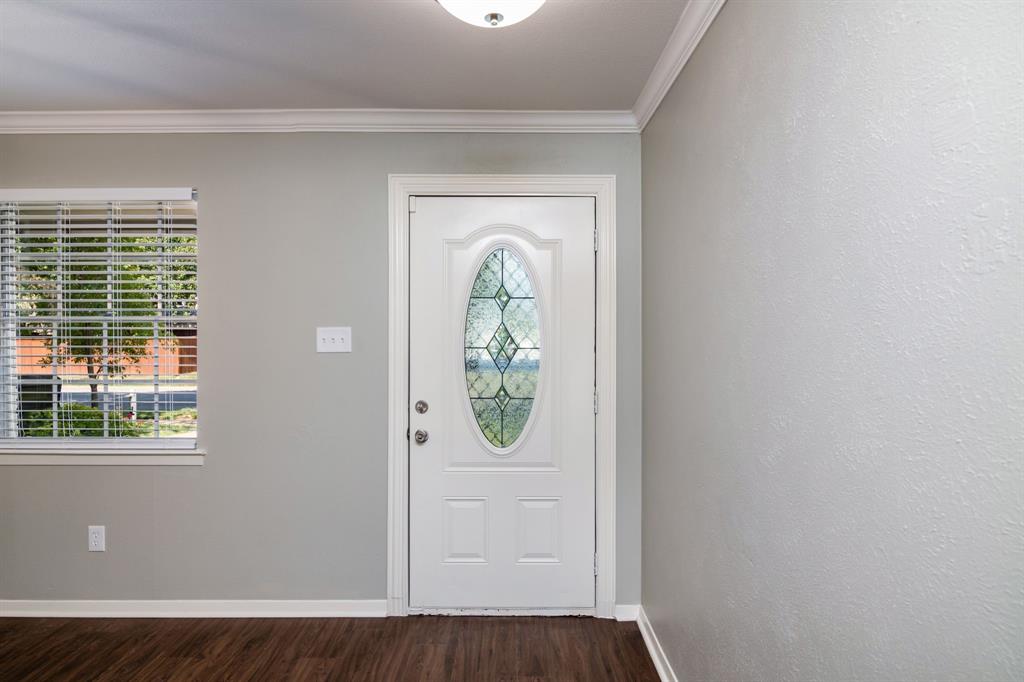 Sharpston Heights 02 - Residential Lease