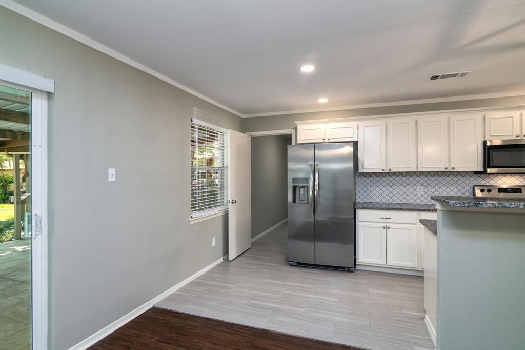 Sharpston Heights 02 - Residential Lease