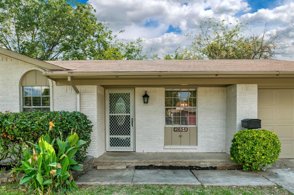 Sharpston Heights 02 - Residential Lease