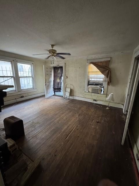 3900 Colonial Avenue Dallas TX 75215