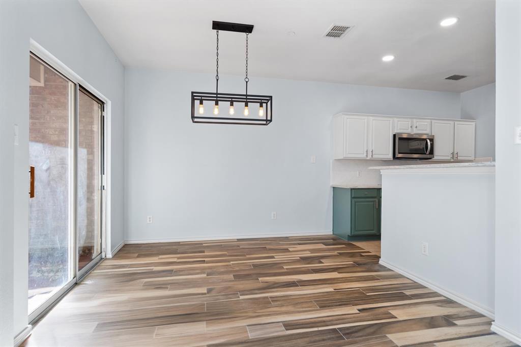 Enclaves At Silver Creek Dent - Residential