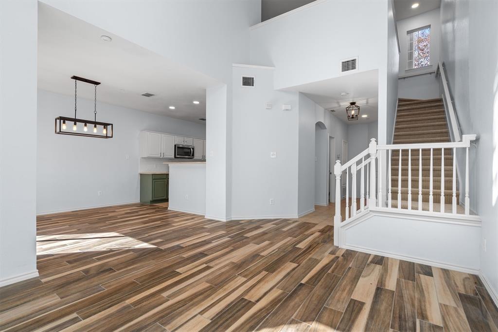 Enclaves At Silver Creek Dent - Residential