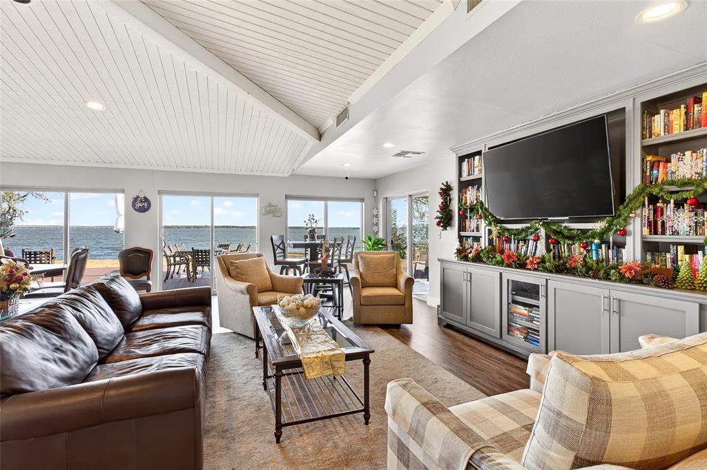 Waters Edge Condo - Residential