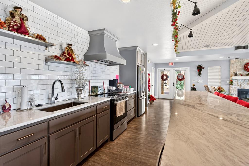 Waters Edge Condo - Residential