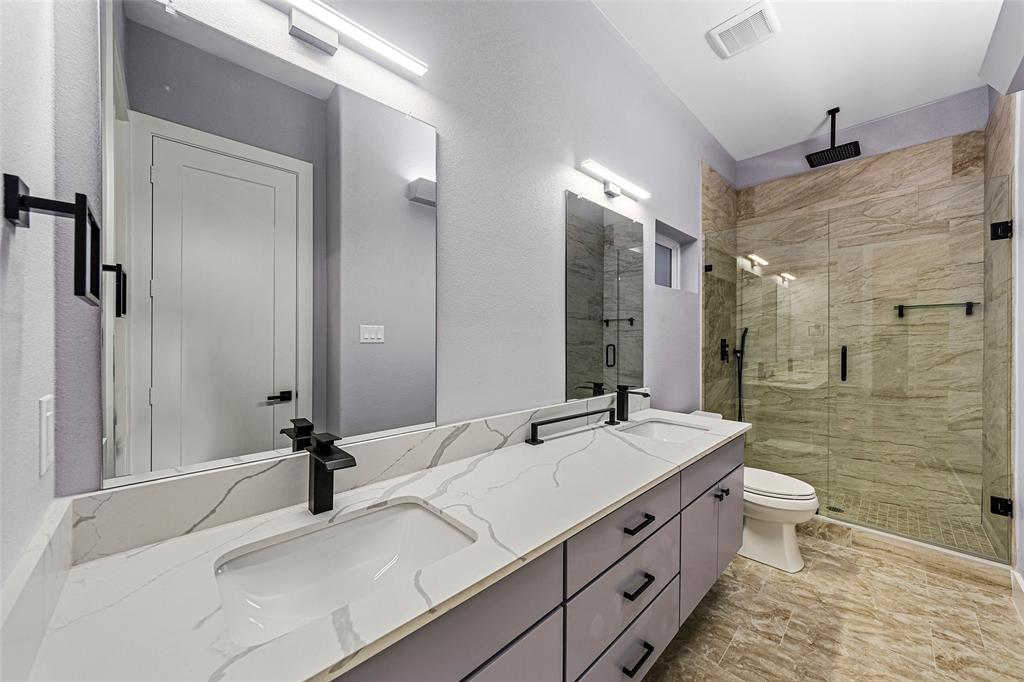 VALENCIA ESTATES - Residential