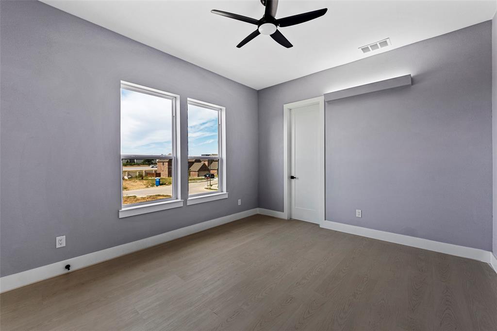 VALENCIA ESTATES - Residential