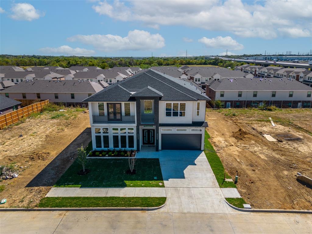 VALENCIA ESTATES - Residential