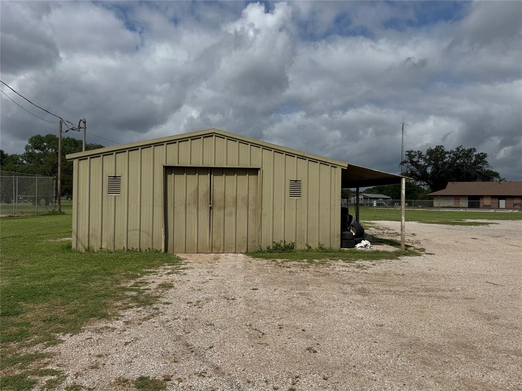 Horseshoe Bend - Commercial Sale