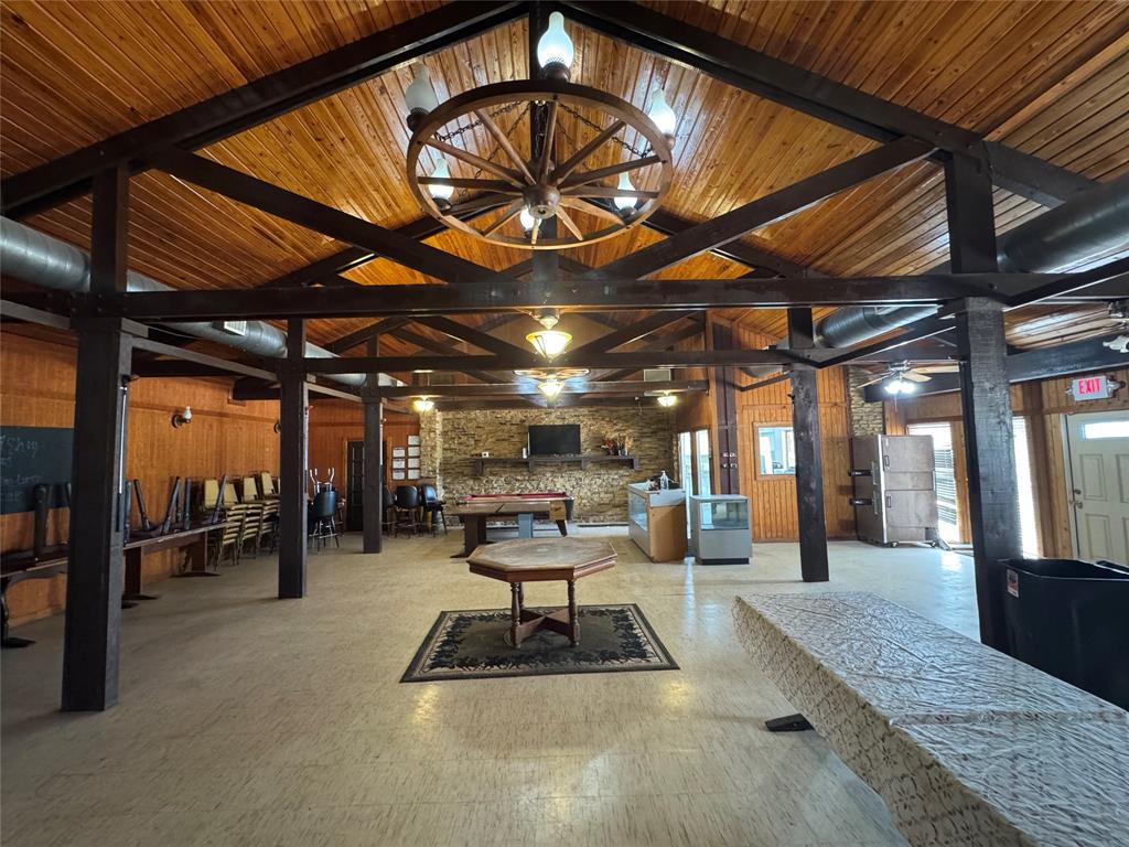 Horseshoe Bend - Commercial Sale