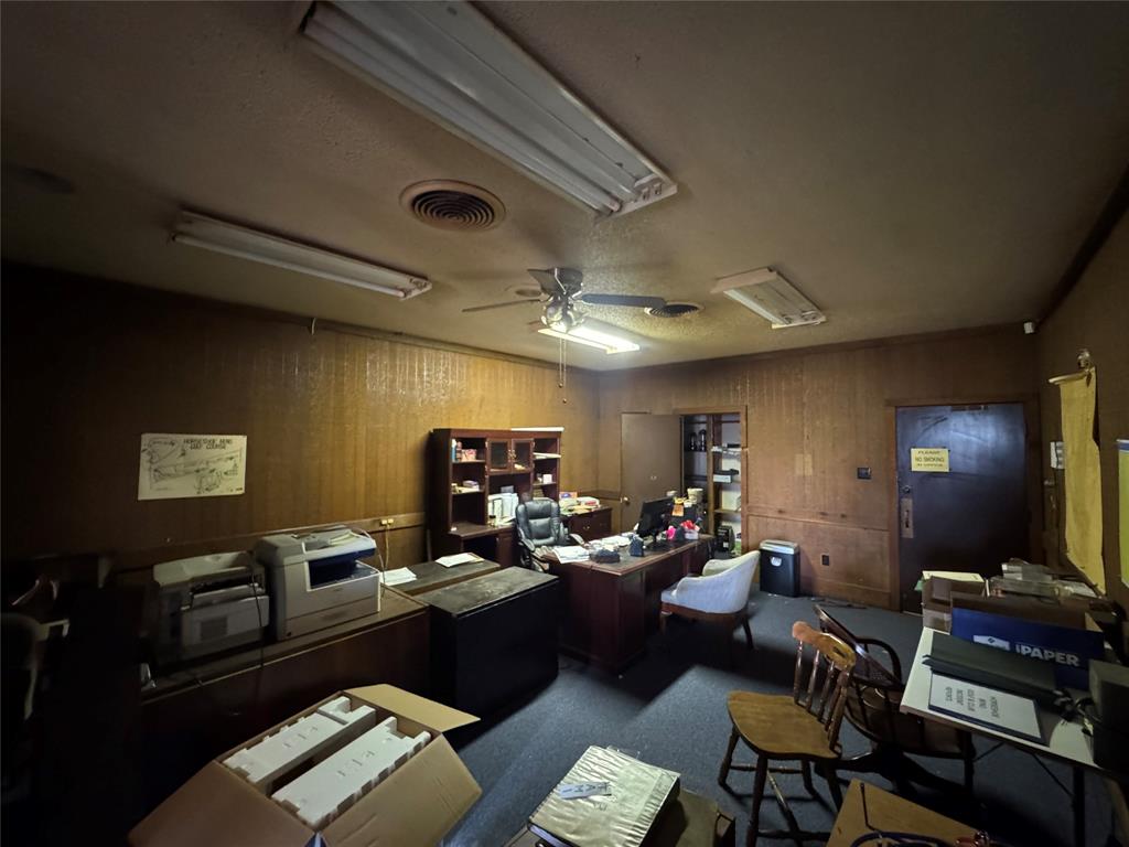 Horseshoe Bend - Commercial Sale