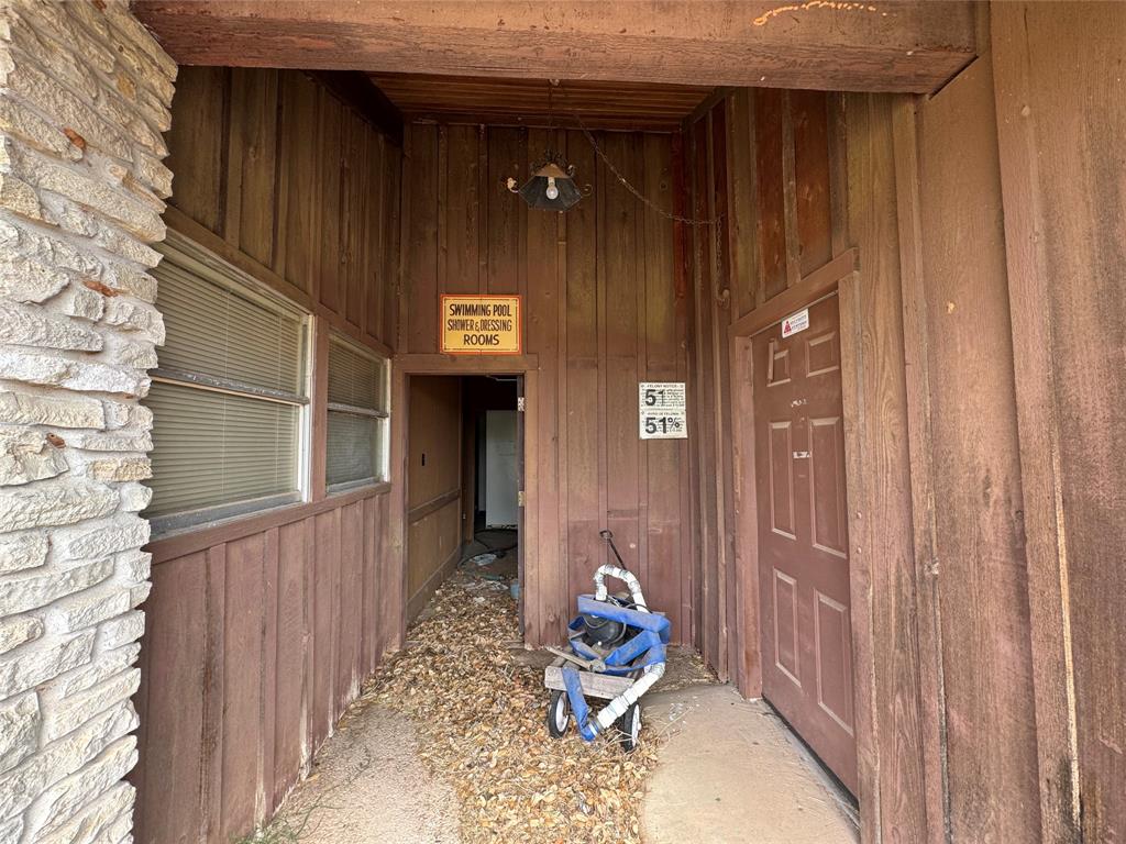 Horseshoe Bend - Commercial Sale