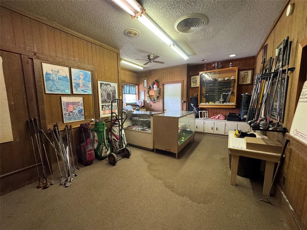 Horseshoe Bend - Commercial Sale