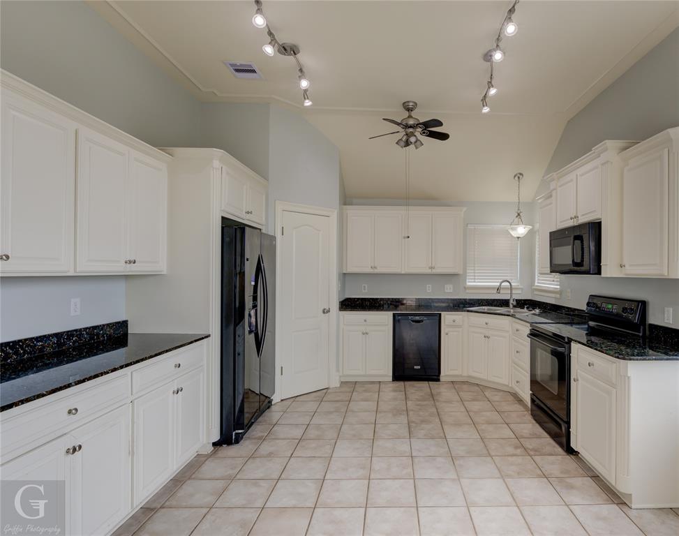 Rosedale Place 08 - Residential