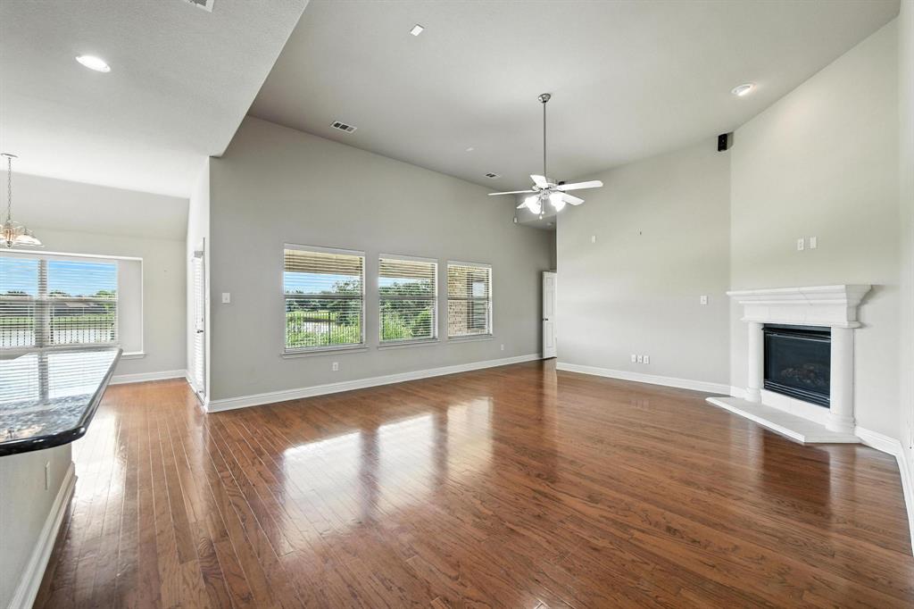 Lantana, Texas 76226, United States, 3 Bedrooms Bedrooms, ,2 BathroomsBathrooms,Residential,Pending,155858