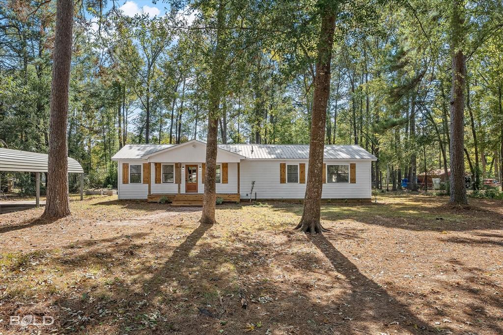 Haughton, Louisiana 71037, United States, 3 Bedrooms Bedrooms, ,2 BathroomsBathrooms,Residential,Active,238496