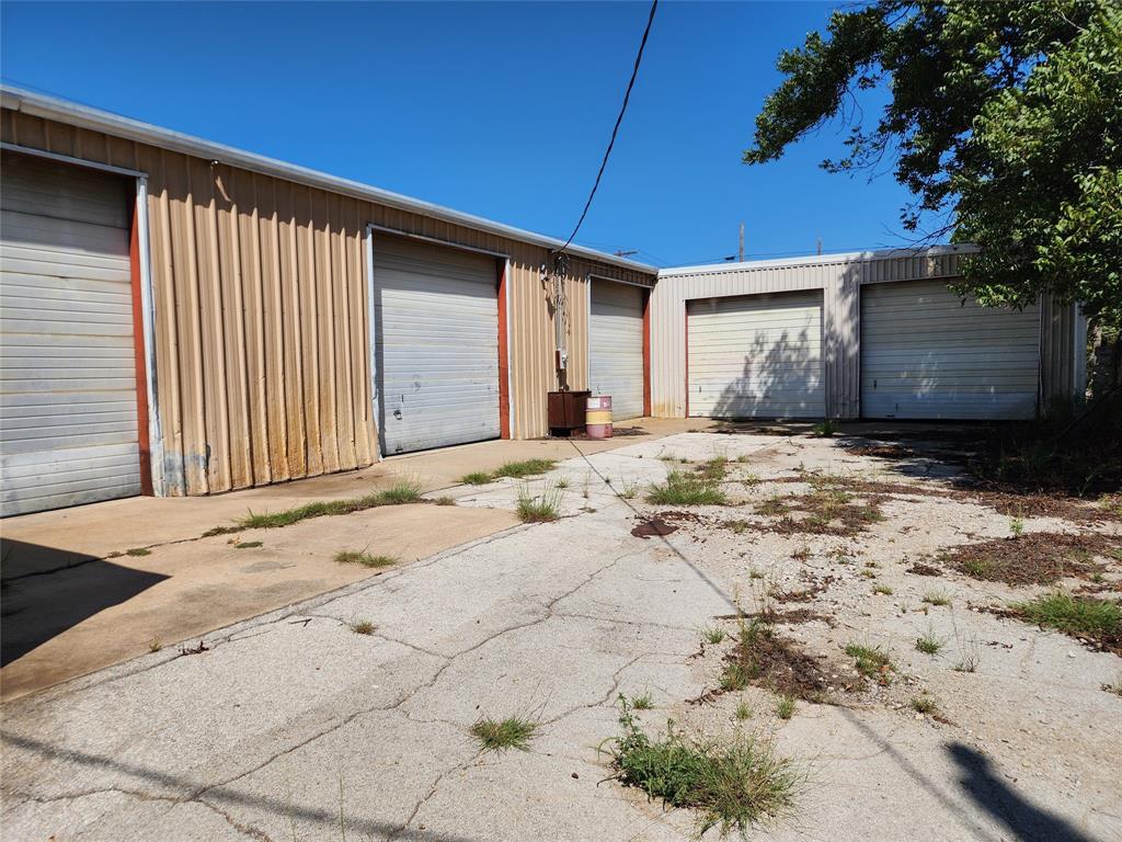 Original Town Coleman - Commercial Sale