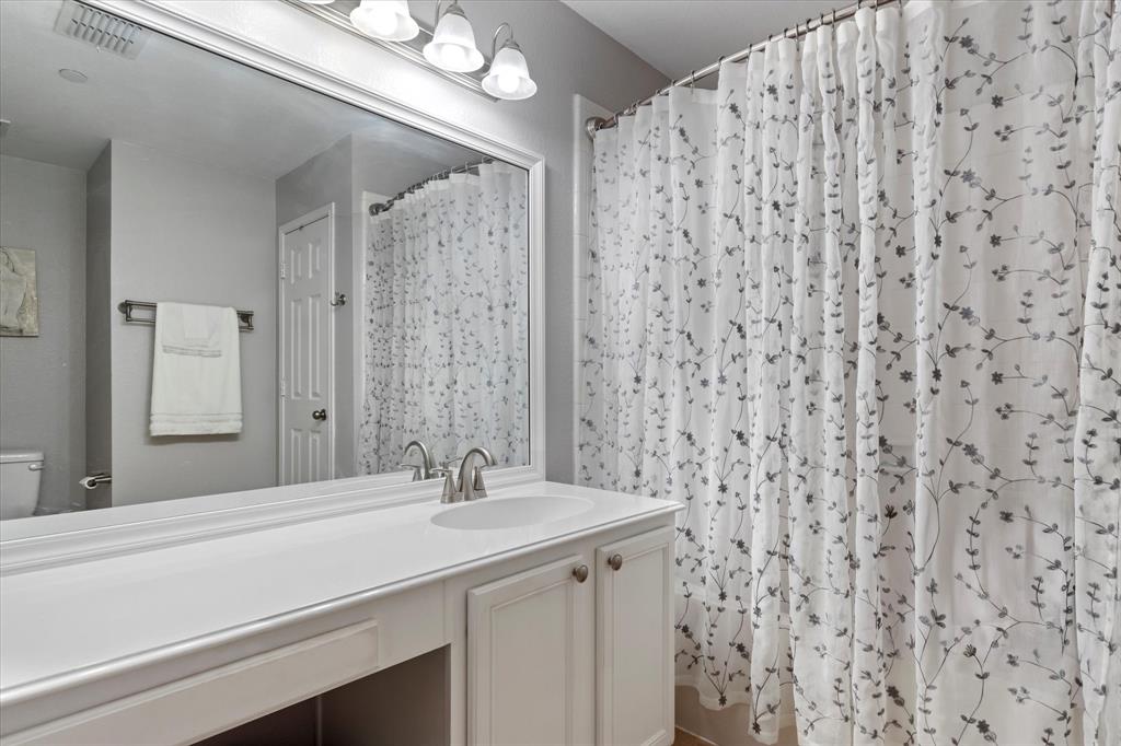 Pasquinellis Village On The Green (CMC) BLK, - Residential