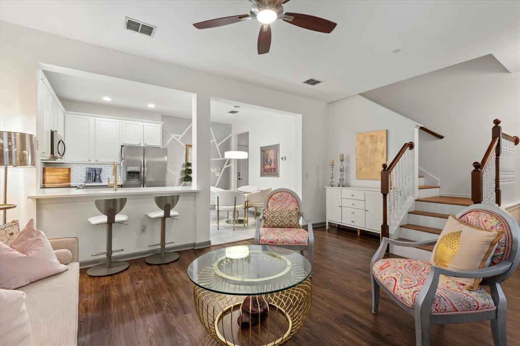 Pasquinellis Village On The Green (CMC) BLK, - Residential