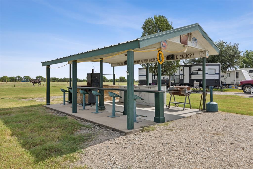 Countryview - Commercial Sale