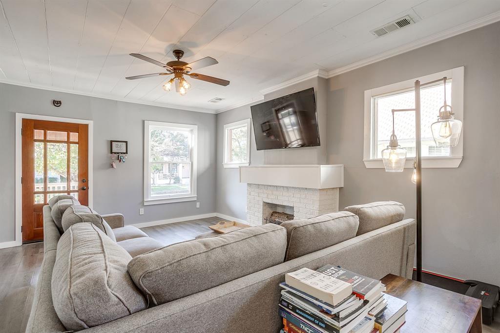 Lawn Place Add - Residential