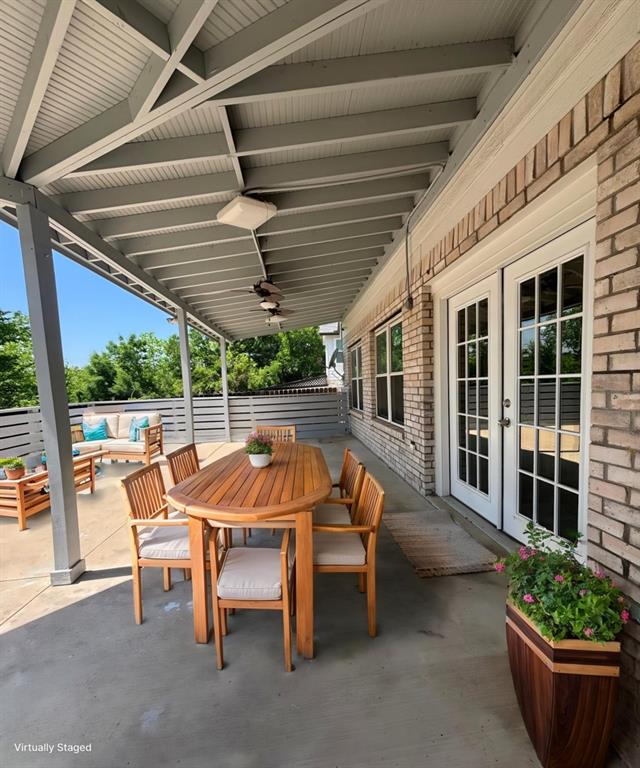 6512 Willow Oak Court