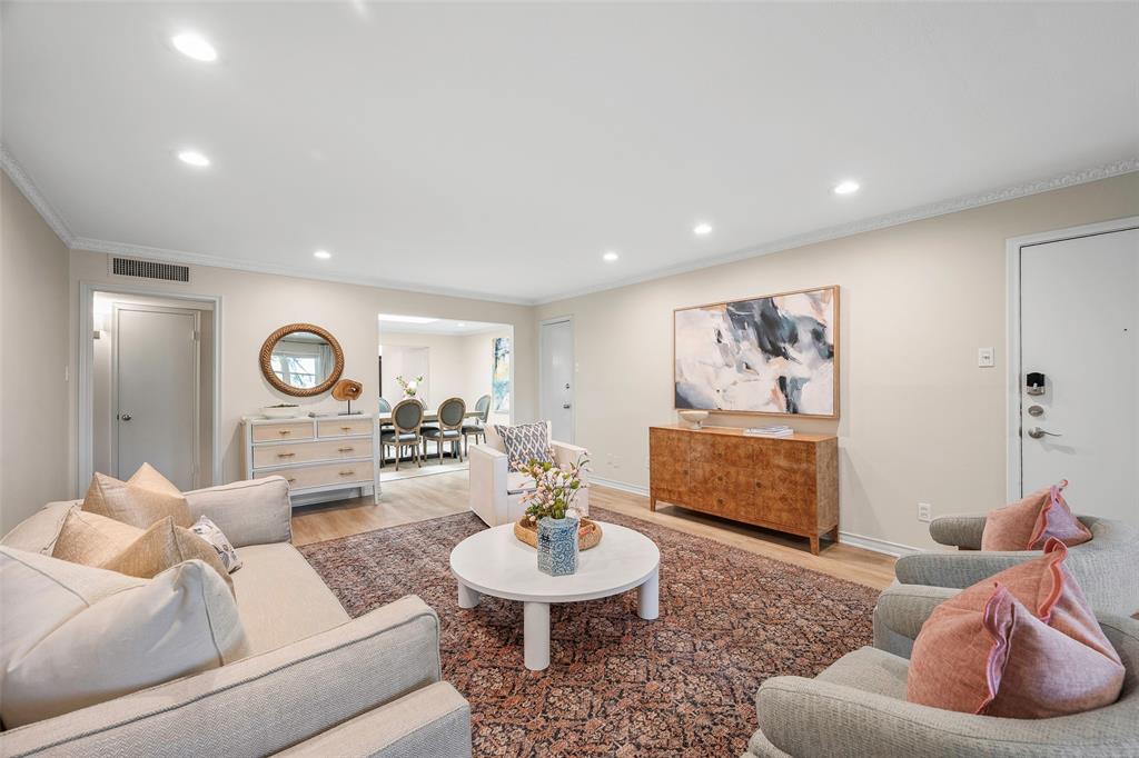 Condo Fontainbleau - Residential