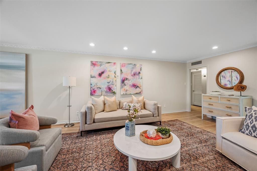 Condo Fontainbleau - Residential