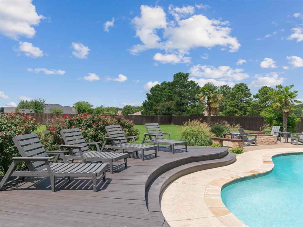 Lake Meadow - Residential