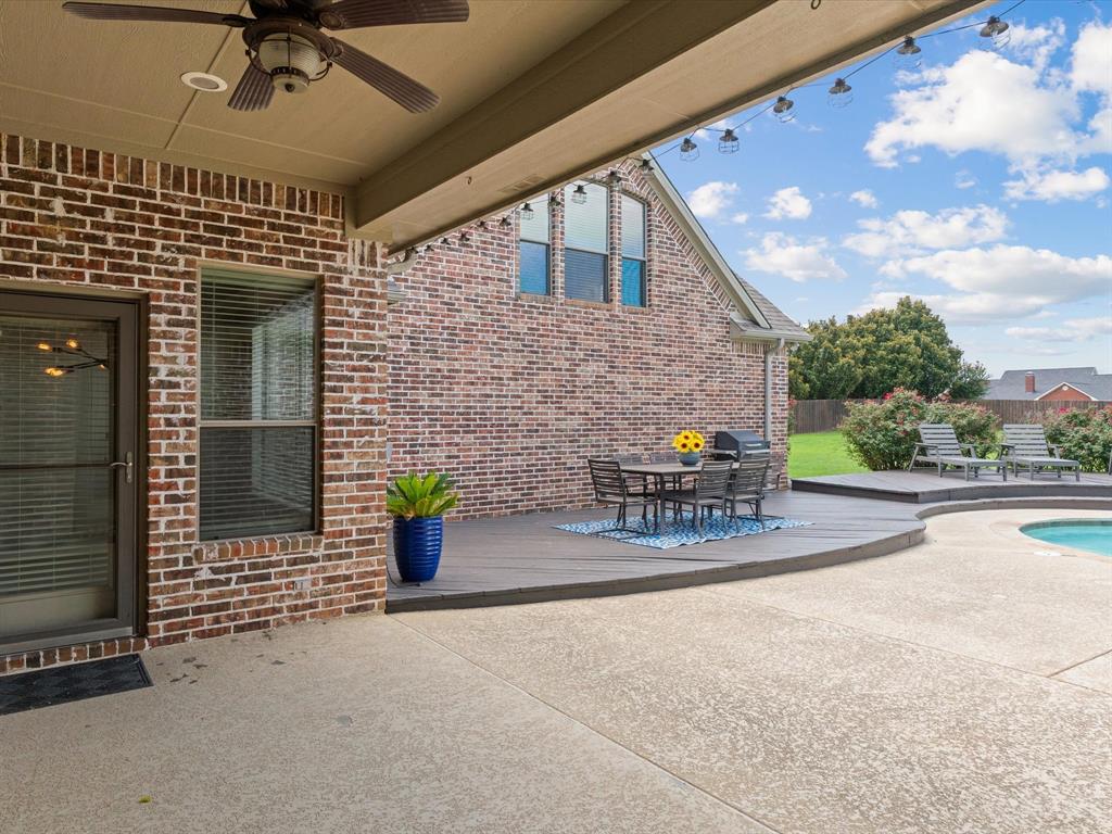 Lake Meadow - Residential