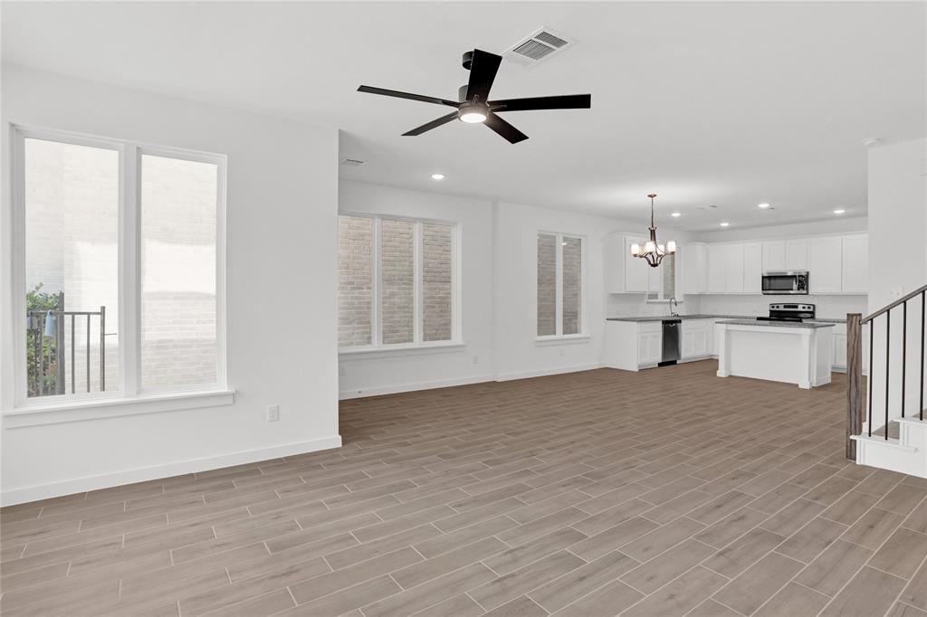 The Oakbend Estates - Residential Lease