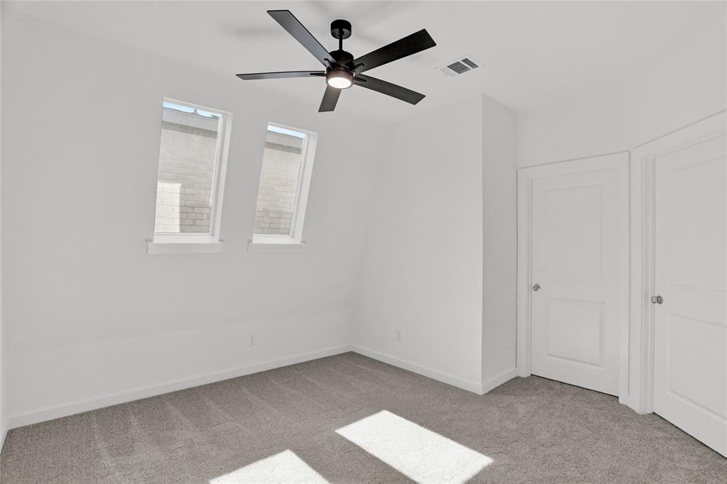 The Oakbend Estates - Residential Lease