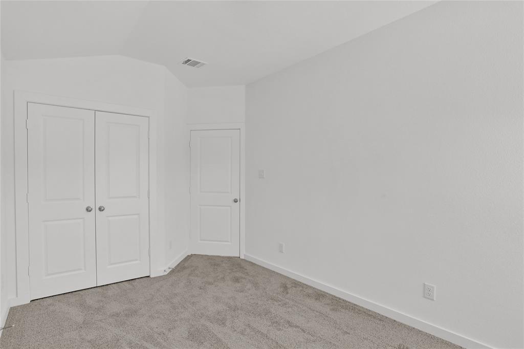 The Oakbend Estates - Residential Lease