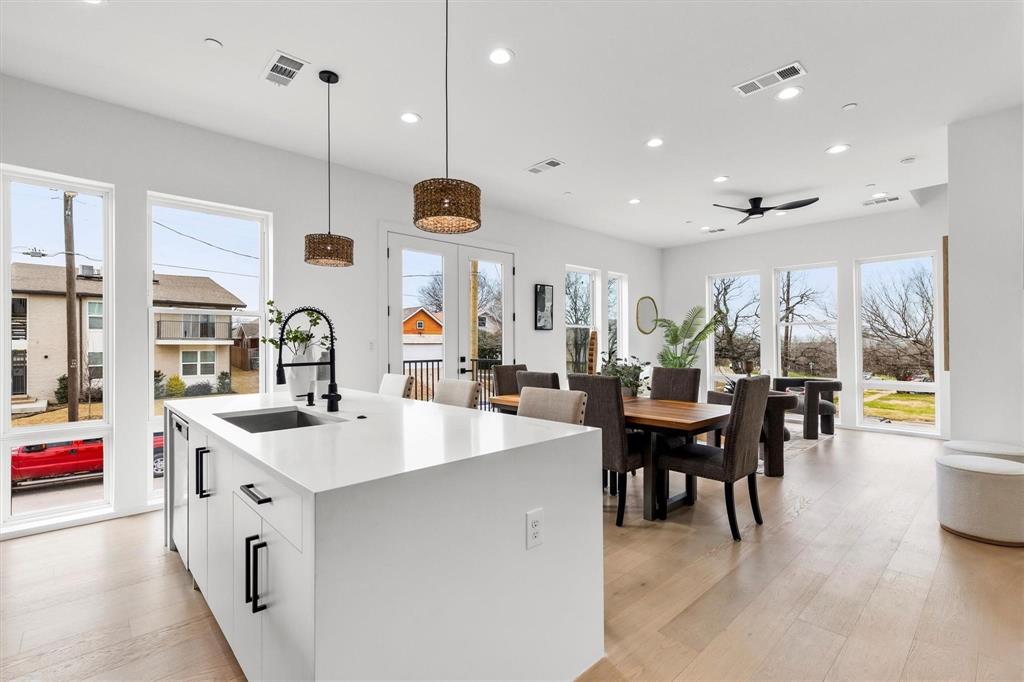 OAK CLIFF ORIGINAL - Residential Lease