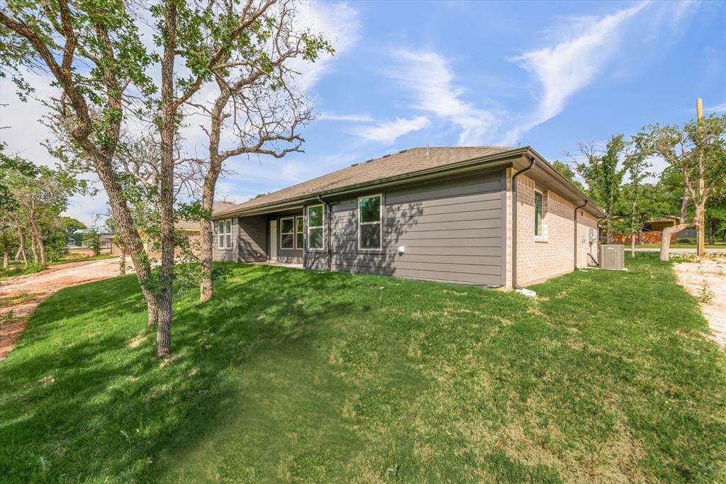 Runaway Bay Unit 6 - Residential