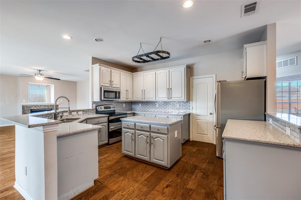 Rosemeade Heights - Residential