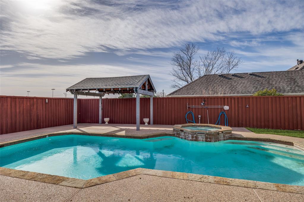 Rosemeade Heights - Residential