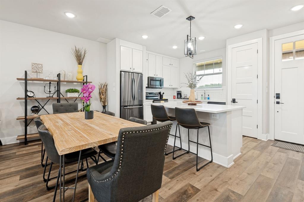 3412 Scenic Point Road 102