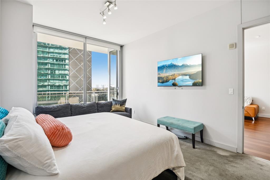 Azure Condo - Residential