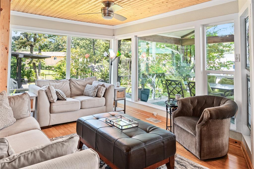 1805 Oak Shore Drive